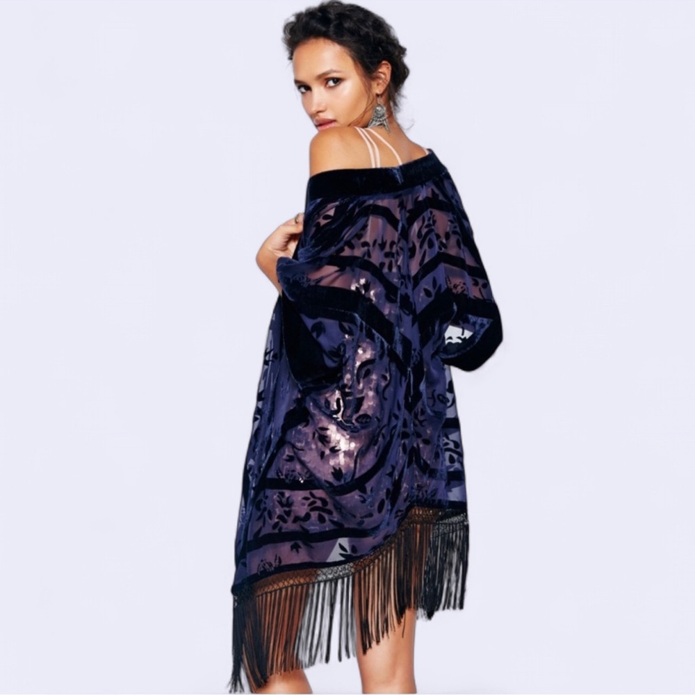 Ecote • Blue Velvet Fringe Kimono